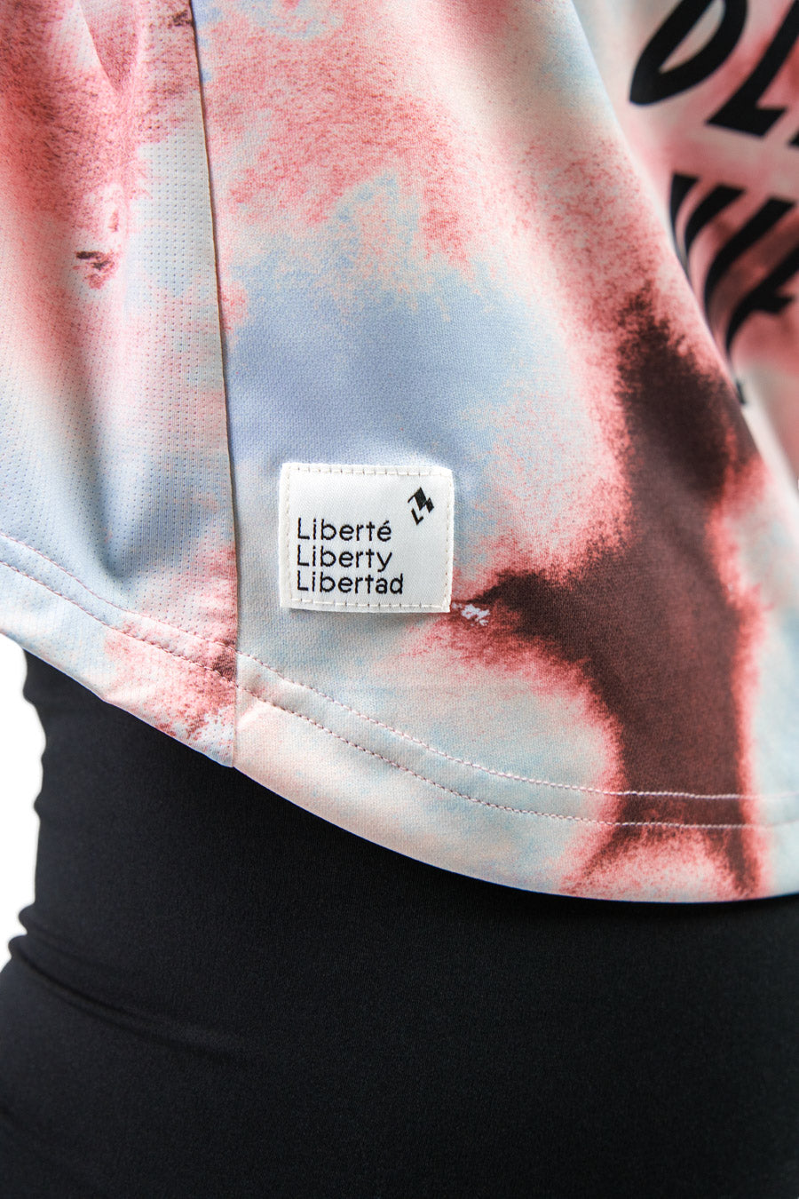 women tie dye
